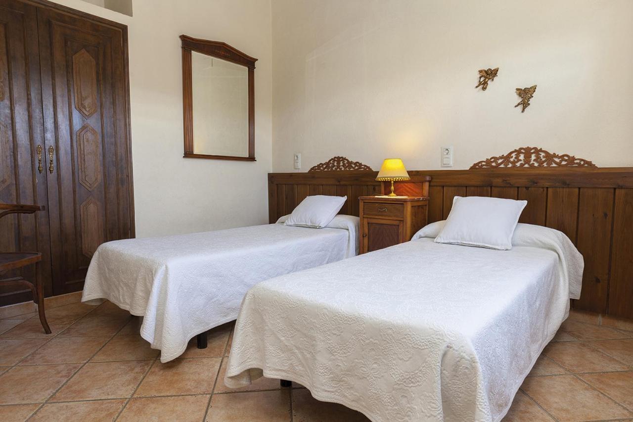 Cal Carulla Guest House L'Astor Екстериор снимка